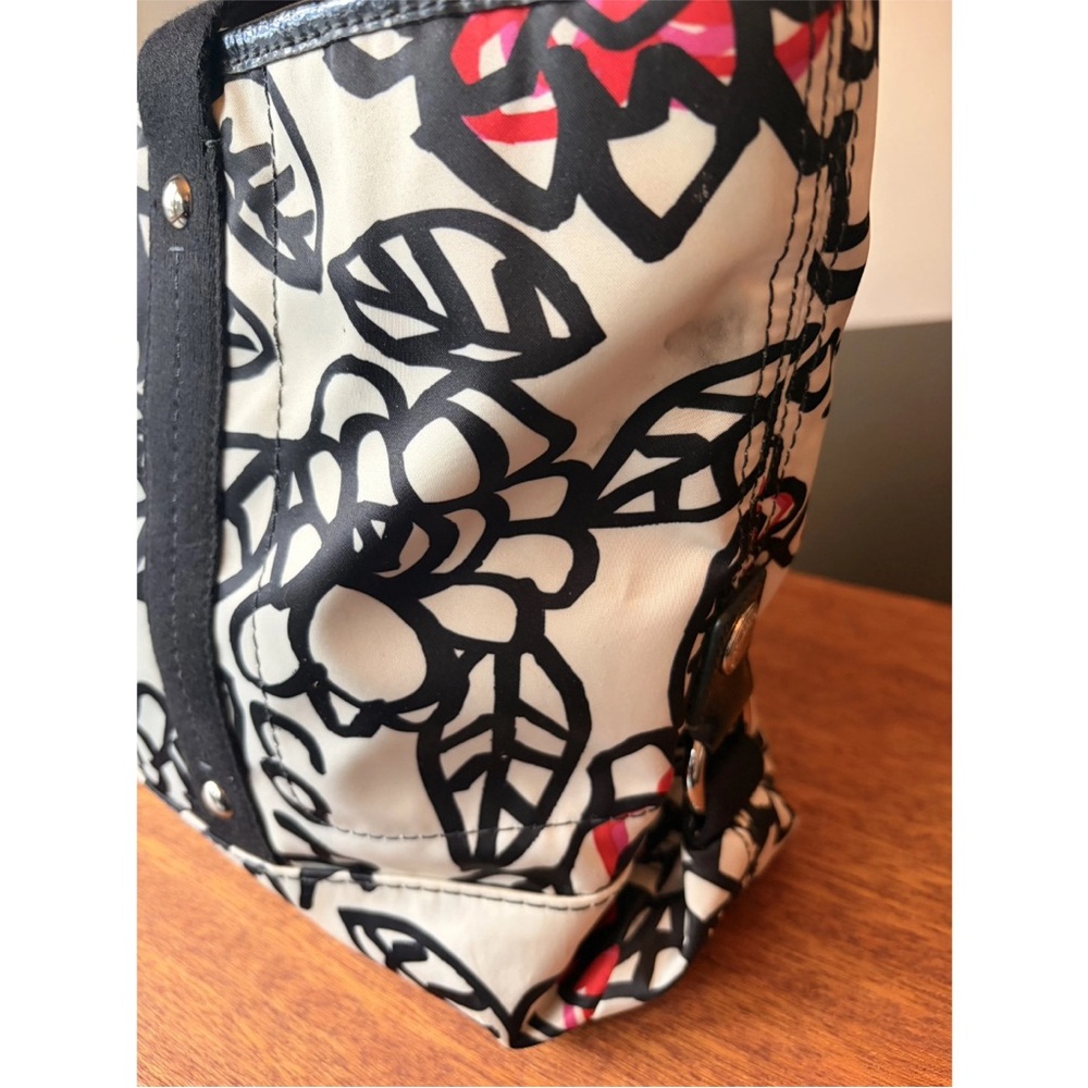 Coach Poppy Floral Graffiti tote bag - Picture 7 of 11